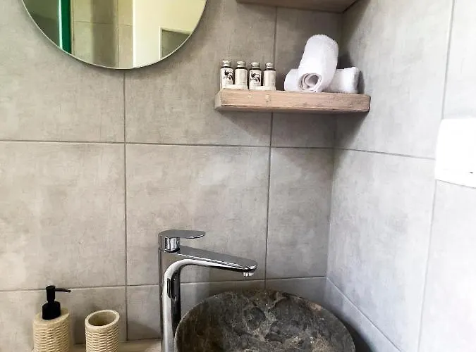 Ancient Meropia - Les Jardins Des Muses Apartmán