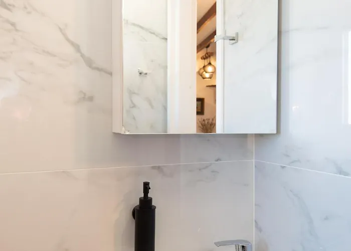 Ancient Meropia - Les Jardins Des Muses Apartmán Apollonia