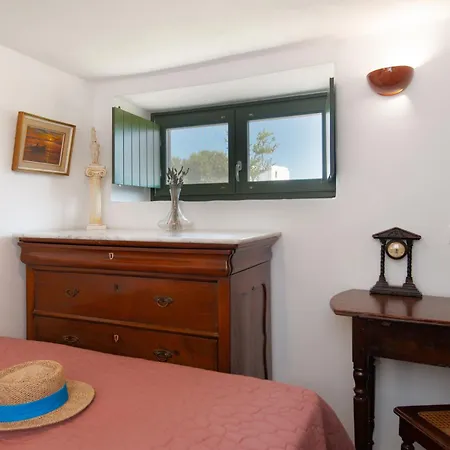 Ancient Meropia - Les Jardins Des Muses Apollonia