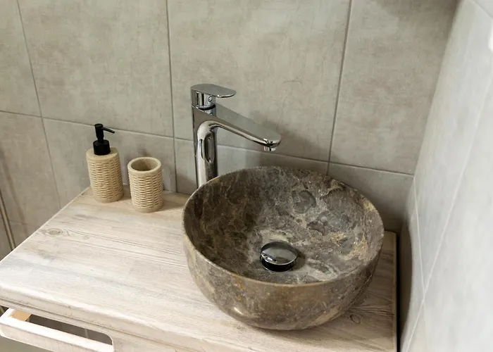 Ancient Meropia - Les Jardins Des Muses *